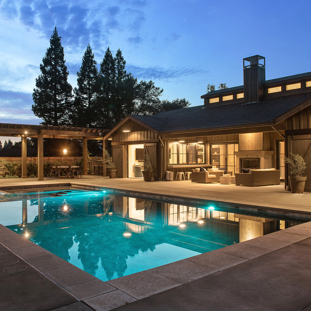 Pool House in California